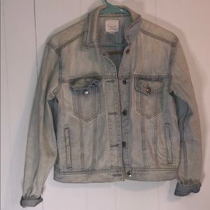 Oversized American eagle light wash jean jacket